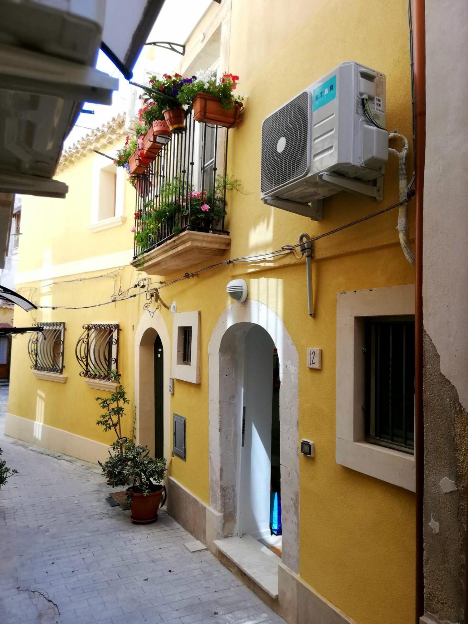 Dimora Resalibera * Syracuse